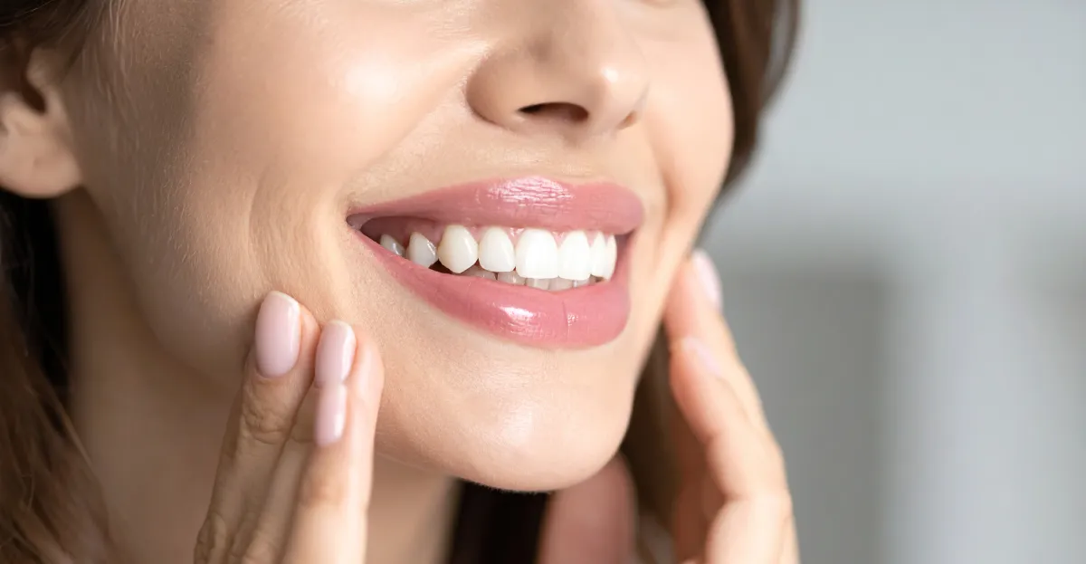 Professional Teeth Whitening: Benefits, Process, and What to Expect